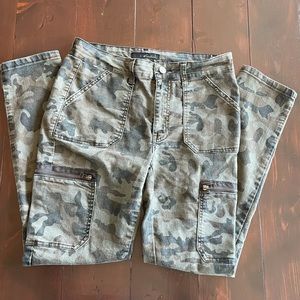 🪖 Kancan Camo Cargo style Jean 🪖